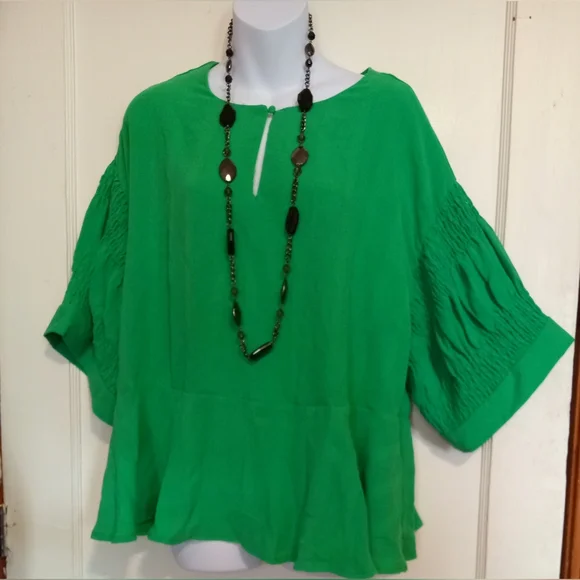 🛍️ BUNDLE ONLY 🛍️Zac & Rachel Emerald Green Peplum Blouse - Picture 1 of 7
